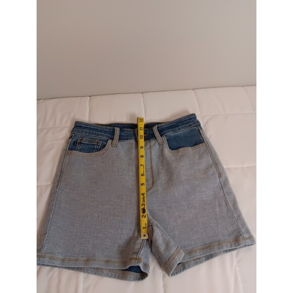 JUDY BLUE COLORBLOCK HIGH RISE  DENIM JEAN SHORTS SIZE MEDIUM - Picture 6 of 8